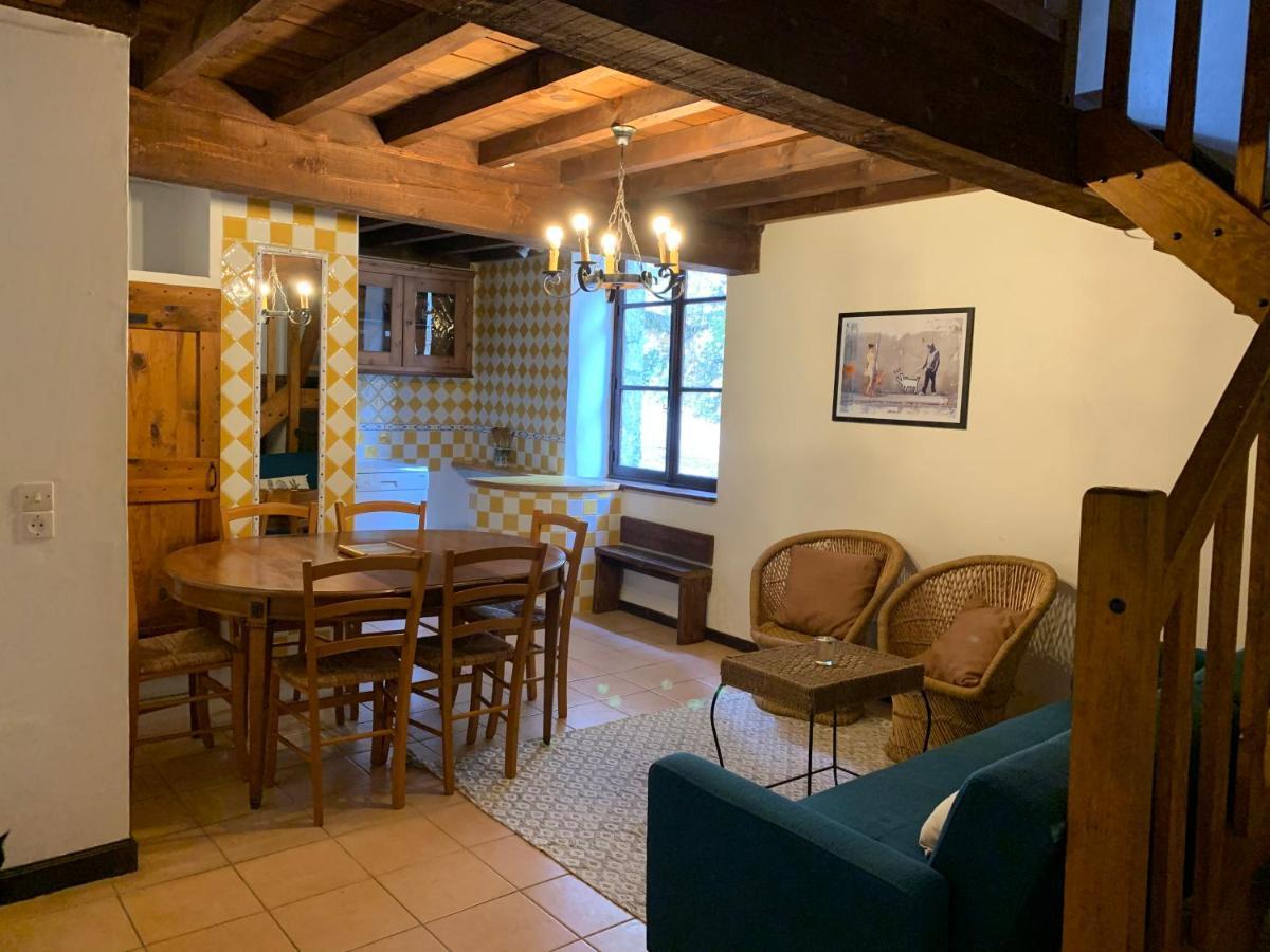 Gite Pommier Au Chateau Des Pauses Villa Saint-Andre-de-Majencoules ภายนอก รูปภาพ